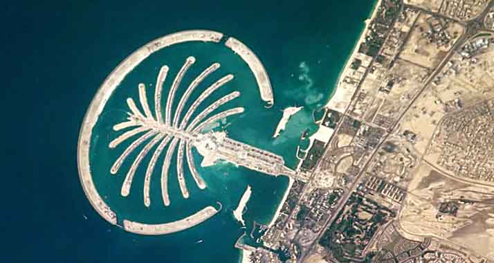 Die Mutter aller künstlichen Inseln: "The Palm, Jumeira" in Dubai. Israel schweben wohl zweckmäßigere Inseln vor.