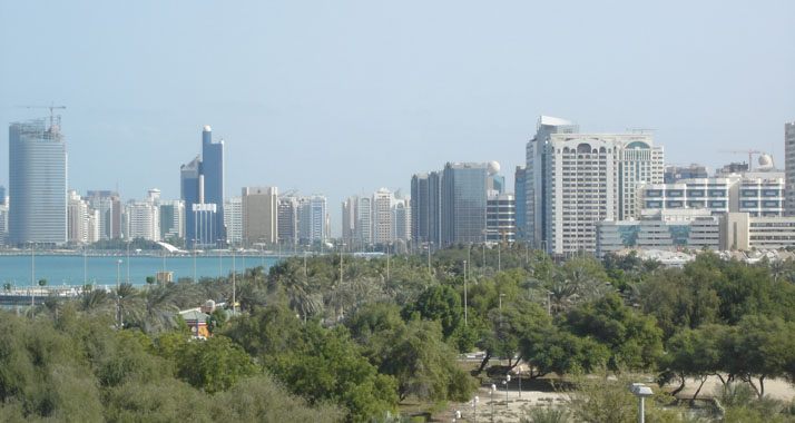 Die Vereinigten Arabischen Emirate unterstützen die palästinensischen Flüchtlinge im Gazastreifen – hier die Hauptstadt Abu Dhabi.