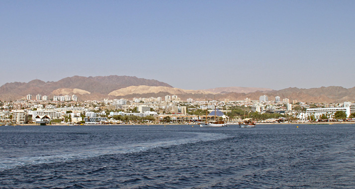 Nahe der bei Touristen beliebten Stadt Eilat am Roten Meer ist vorübergehend das Raketenabwehrsystem aufgestellt worden.