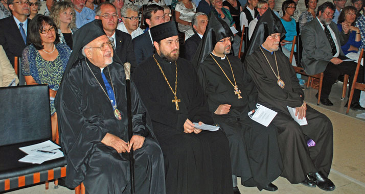 Nur vier Vertreter der Jerusalemer Christenheit waren zur Einführung des neuen Propstes gekommen.