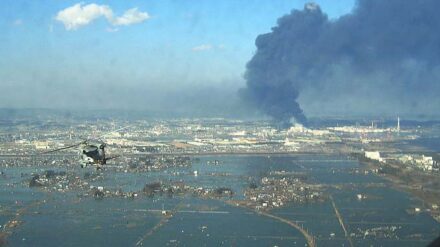 Nach dem Erdbeben in Japan 2011 hat Israel sofort Hilfe angeboten. (Im Bild: Blick vom Helikopter auf die zerstörte Stadt Sendai)