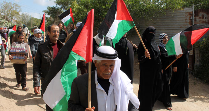 Auch bei der Pufferzone an der Grenze zwischen dem Gazastreifen und Israel begingen Palästinenser den "Tag des Landes".