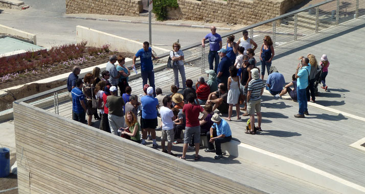 Pundak war Leiter des Peres-Friedenszentrums, das junge Israelis und Palästinenser zusammenbringt.