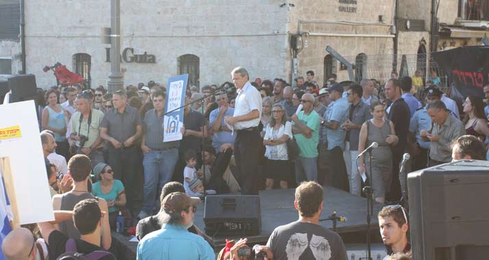 Protest gegen Vergeltung: Mehr als Tausend Demonstranten versammelten sich in Jerusalem.