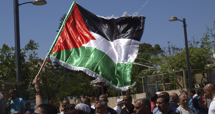 In jüdischen und arabischen Städten protestieren Menschen nach dem Tod dreier Israelis und eines Palästinensers. (Symbolbild)