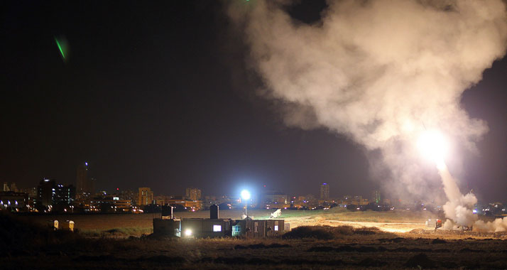 Auch in der Nacht zum Dienstag hat das israelische Abwehrsystem wieder Raketen aus dem Gazastreifen abgefangen. (Archivbild)