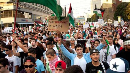 Bei pro-palästinensischen Demonstrationen wurden in den letzten Tagen antisemitische Parolen skandiert. Politiker und führende jüdische Vertreter sind entsetzt.