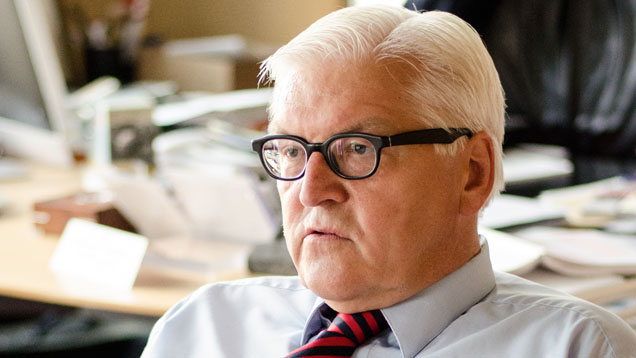 Der deutsche Außenminister Frank-Walter Steinmeier sucht nach einem "Ausweg aus der Spirale der Gewalt".