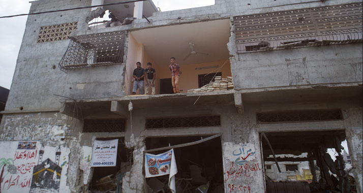 Die Demonstranten forderten einen baldigen Wiederaufbau nach dem jüngsten Konflikt in Gaza.