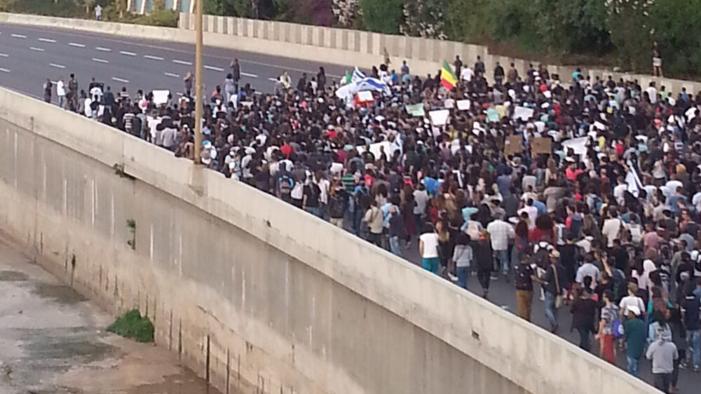 Eine Demonstration äthiopischstämmiger Israelis hatte Anfang Mai zu gewaltsamenen Auseinandersetzungen mit der Polizei geführt.