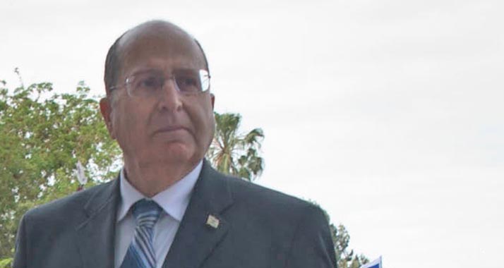 Verteidigungsminister Ja'alon: „Wir entschieden uns von Anfang an, nicht in Syrien einzugreifen“