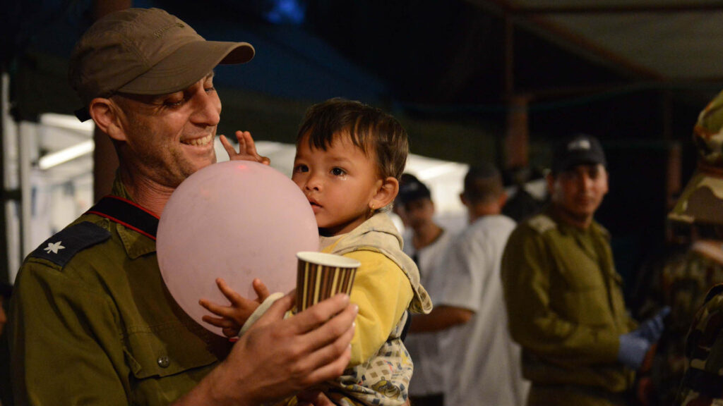 Die israelische Armee leistete auf den Philippinen nach dem Taifun von 2013 humanitäre Hilfe
