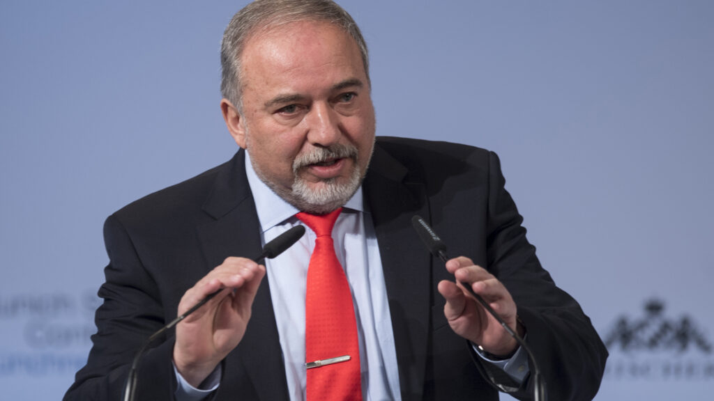 Auf Terror folgten in Europa nur Worte, aber keine Taten, kritisiert Israels Verteidigungsminister Lieberman