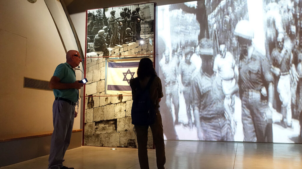 Im neu eröffneten Museum auf dem Munitionshügel wird Geschichte lebendig