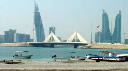 Die Skyline der bahrainischen Hauptstadt Manama