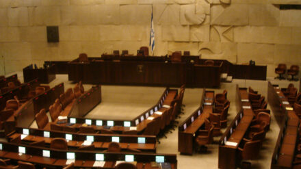 Die Sitzverteilung der 24. Knesset ist geklärt, wer regiert, noch nicht