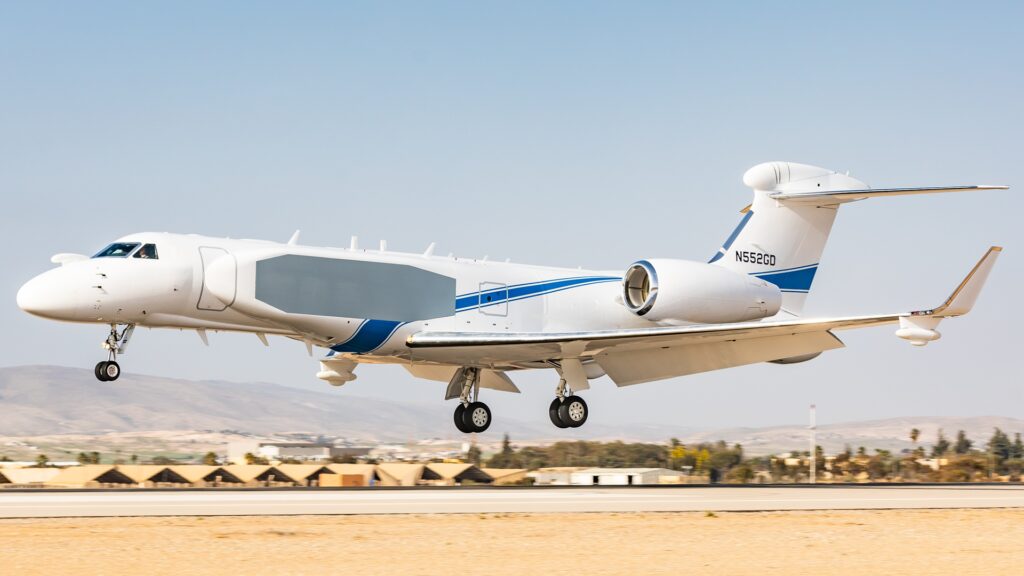 Mit dem neuen Spionageflugzeug sollen vor allem Aufklärungsflüge gegen den Iran unternommen werden