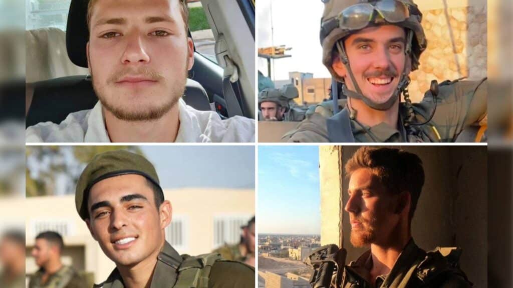 Wurden im Krieg gegen die Hamas getötet (von links oben im Uhrzeigersinn): Eitan Karlsbrun (20 Jahre), Tal Pschebilski Schaulov (24), Jair Levin (20) und Almog Schalom (19)