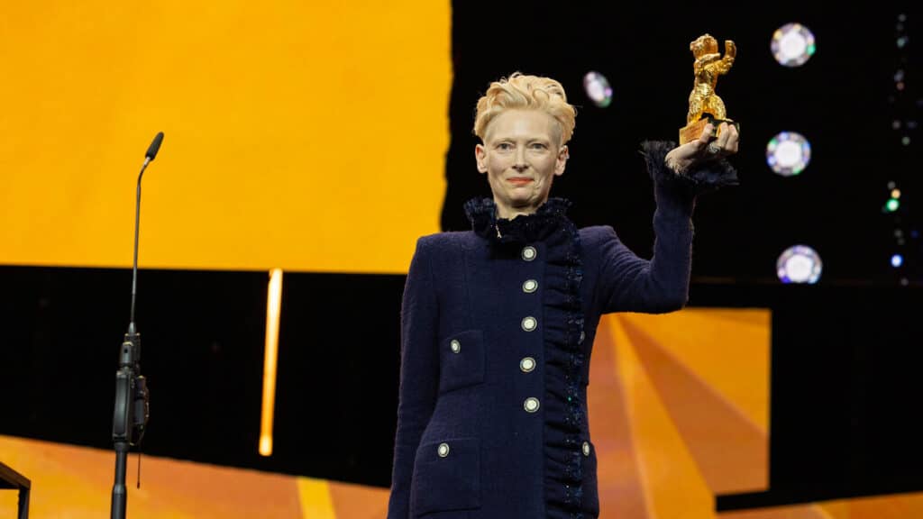 Tilda Swinton am Donnerstag in Berlin bei der Verleihung des Ehrenbärens für ihr Lebenswerk